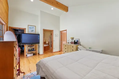 56 The Tarns Road Pittsburg NH 03592
