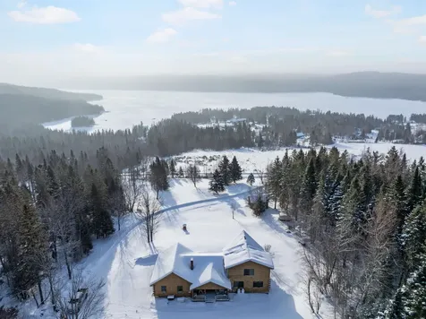 56 The Tarns Road Pittsburg NH 03592