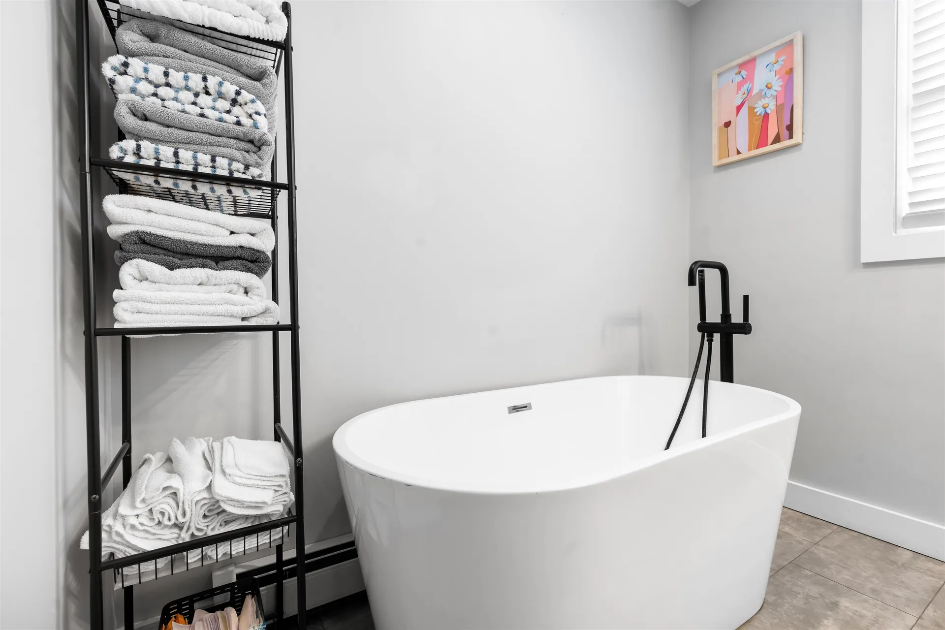 8 Charlonne Street Jaffrey NH 03452