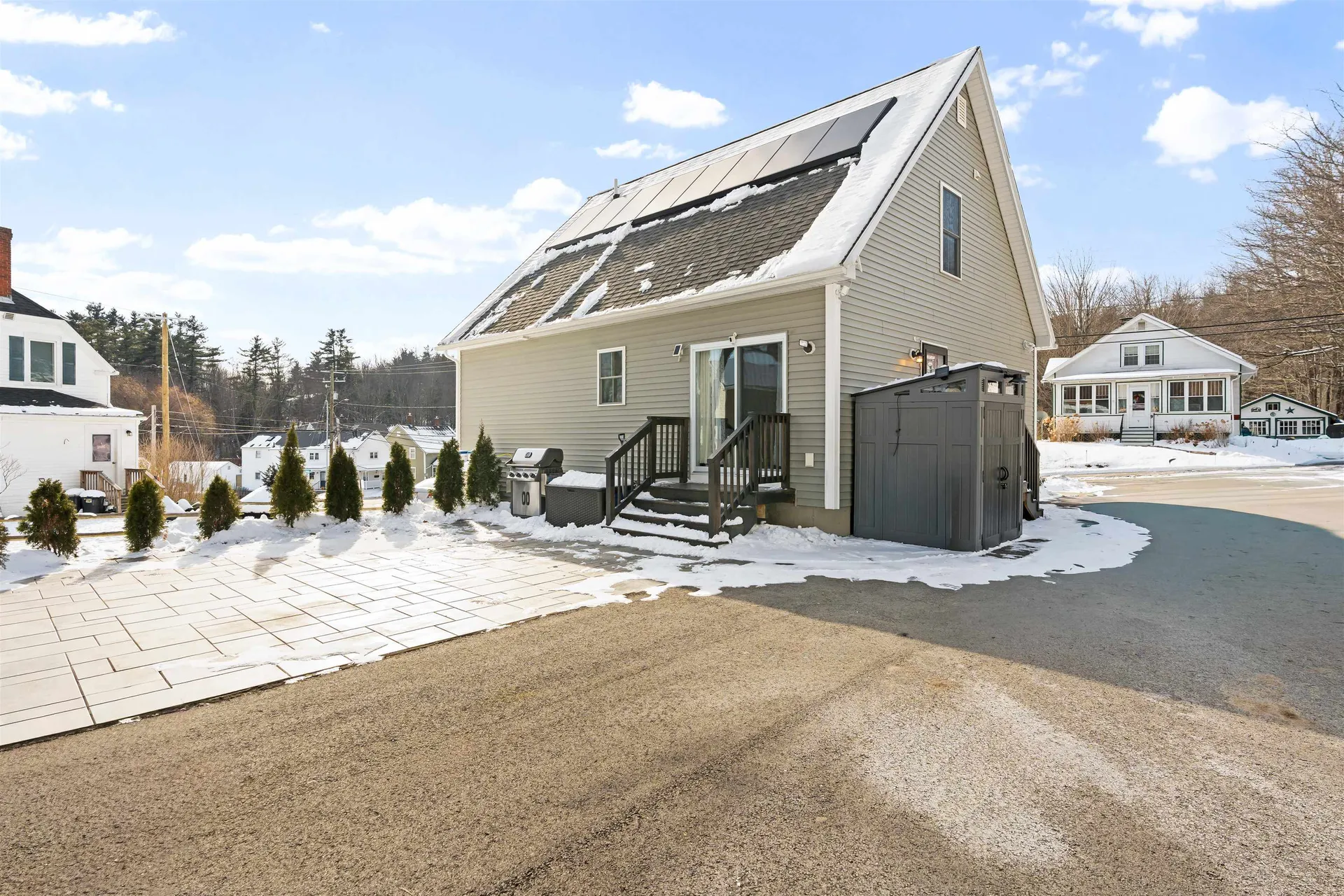 8 Charlonne Street Jaffrey NH 03452