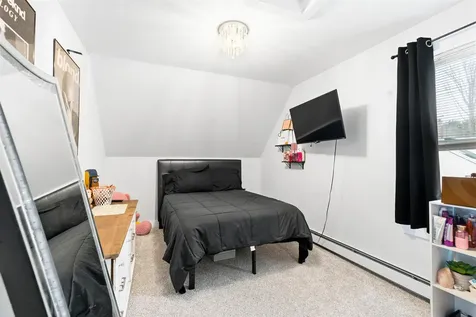 8 Charlonne Street Jaffrey NH 03452