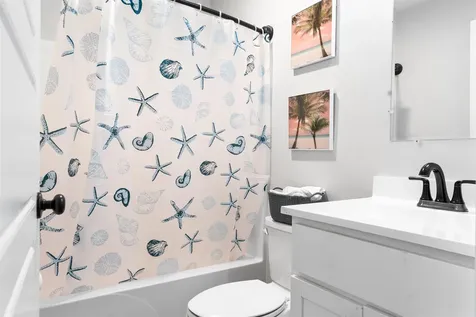 8 Charlonne Street Jaffrey NH 03452