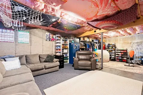 8 Charlonne Street Jaffrey NH 03452