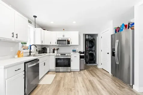 8 Charlonne Street Jaffrey NH 03452