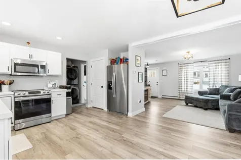 8 Charlonne Street Jaffrey NH 03452