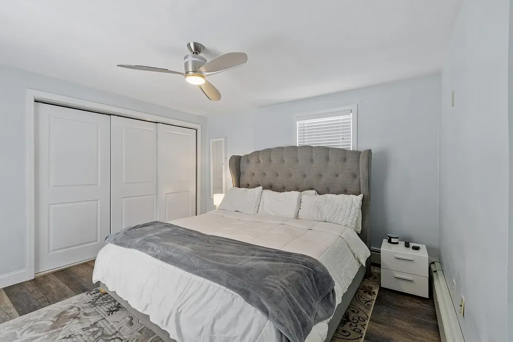 47 Cobbetts Pond Road Windham NH 03087