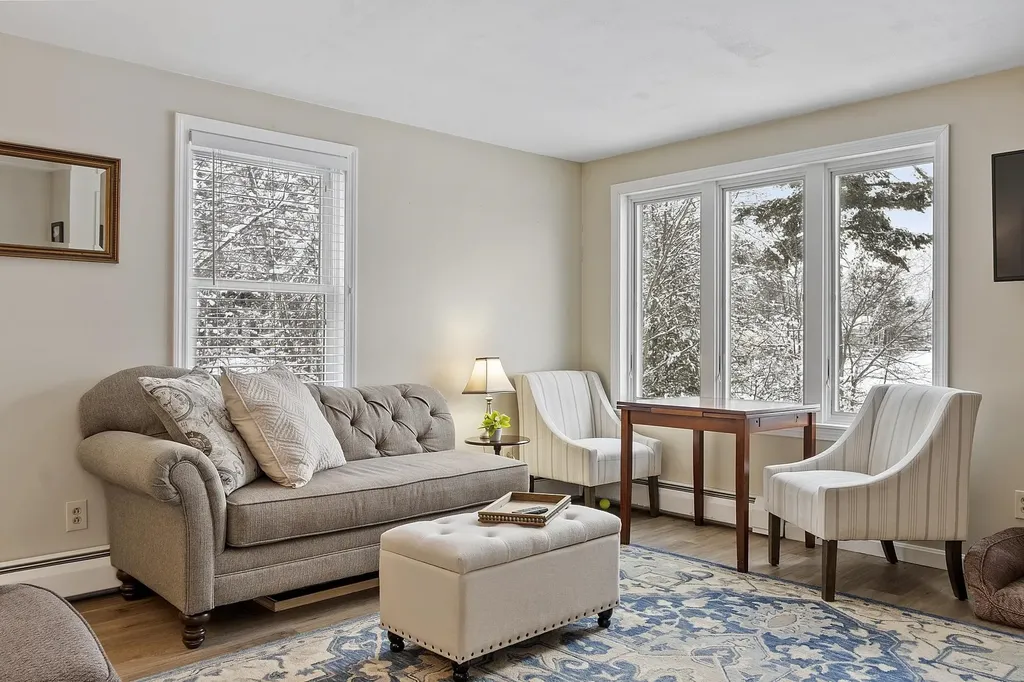 47 Cobbetts Pond Road Windham NH 03087