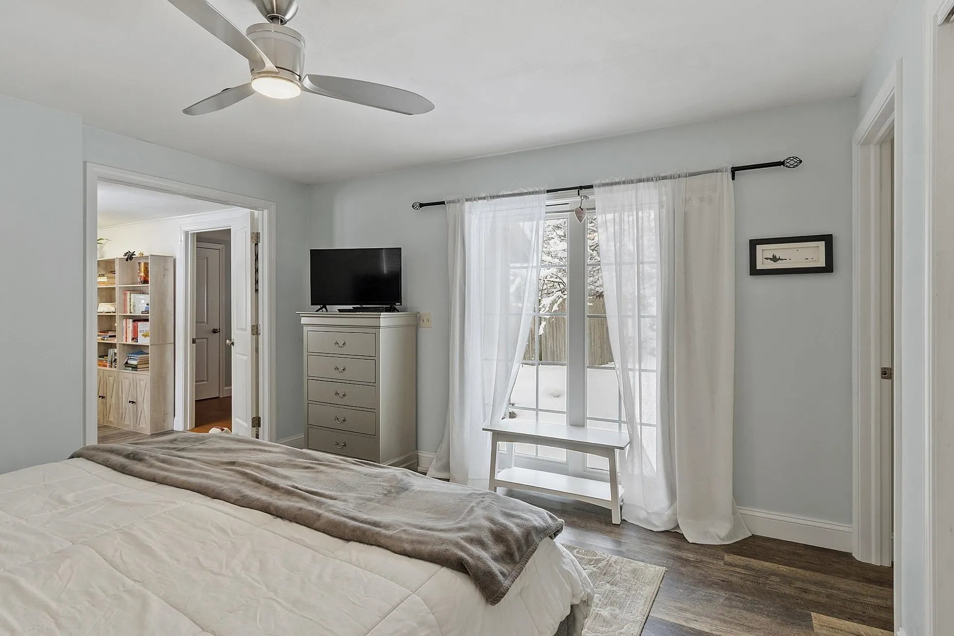 47 Cobbetts Pond Road Windham NH 03087