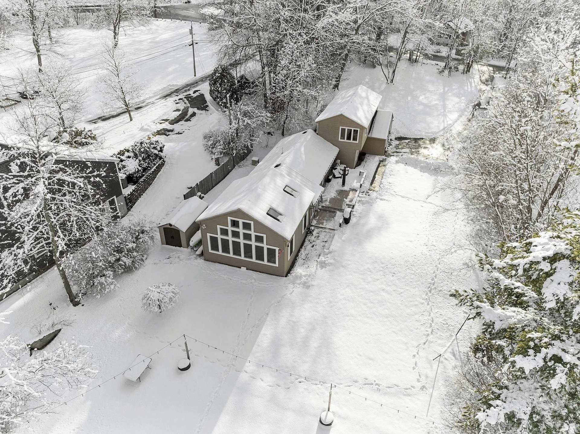 47 Cobbetts Pond Road Windham NH 03087