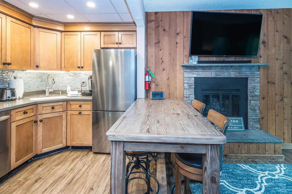 135 East Mountain Road Killington VT 05751