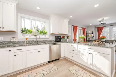 11B Bow Mills Road Barnstead NH 03225