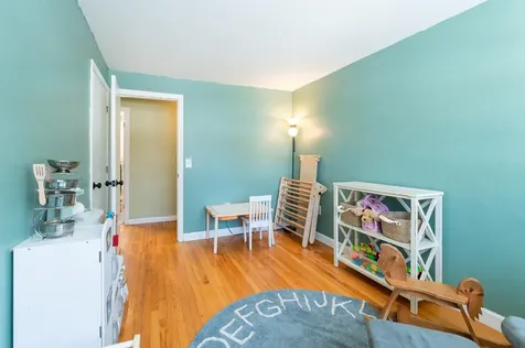 24 Sanborn Drive Nashua NH 03063