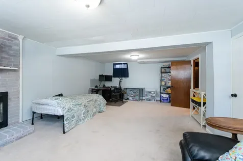 24 Sanborn Drive Nashua NH 03063