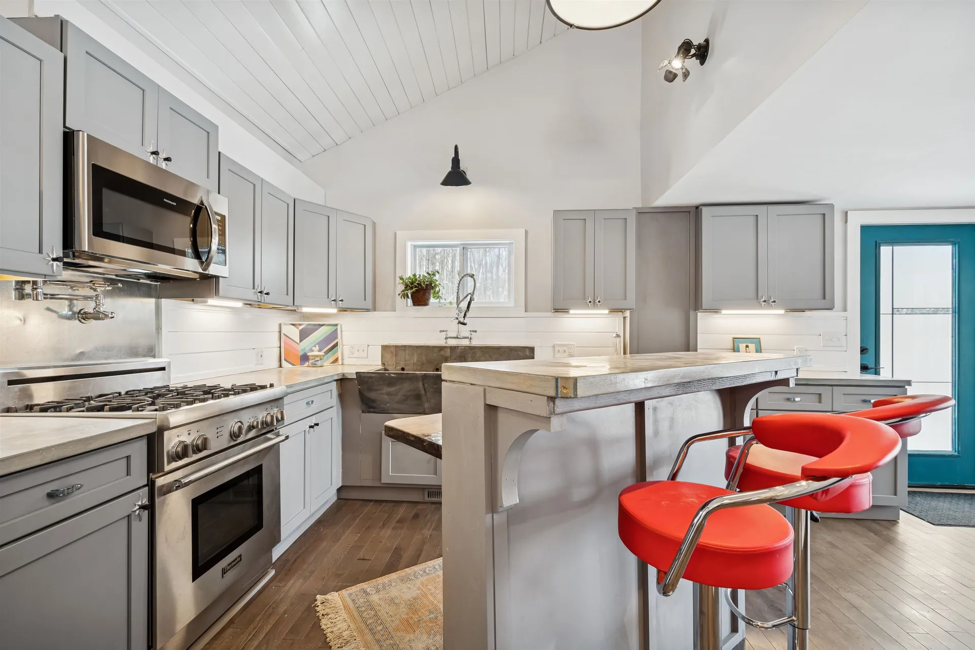 3993 Royalton Hill Road Royalton VT 05068