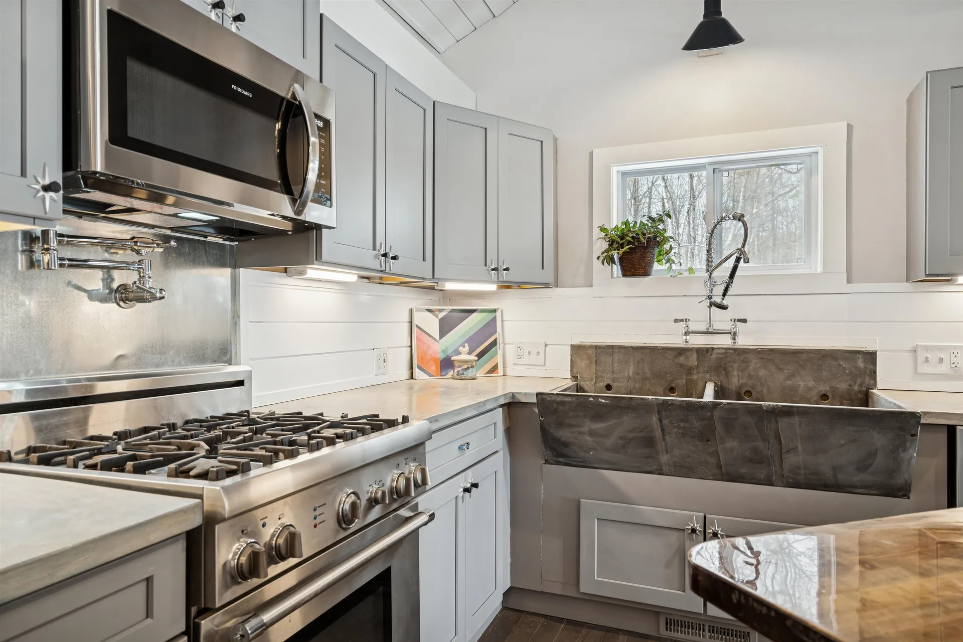 3993 Royalton Hill Road Royalton VT 05068