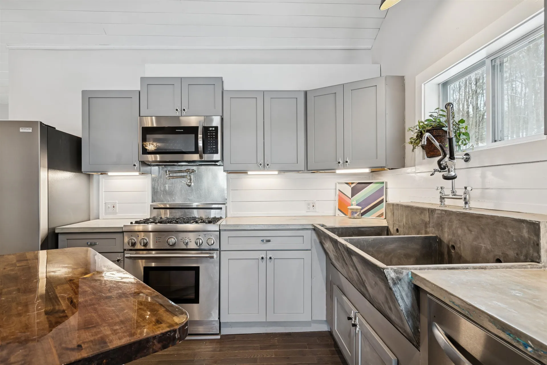 3993 Royalton Hill Road Royalton VT 05068