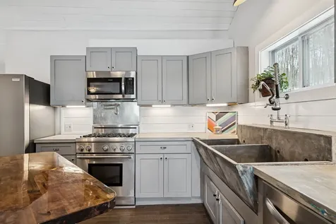 3993 Royalton Hill Road Royalton VT 05068