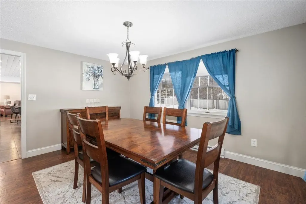 605 Wallis Road Rye NH 03870