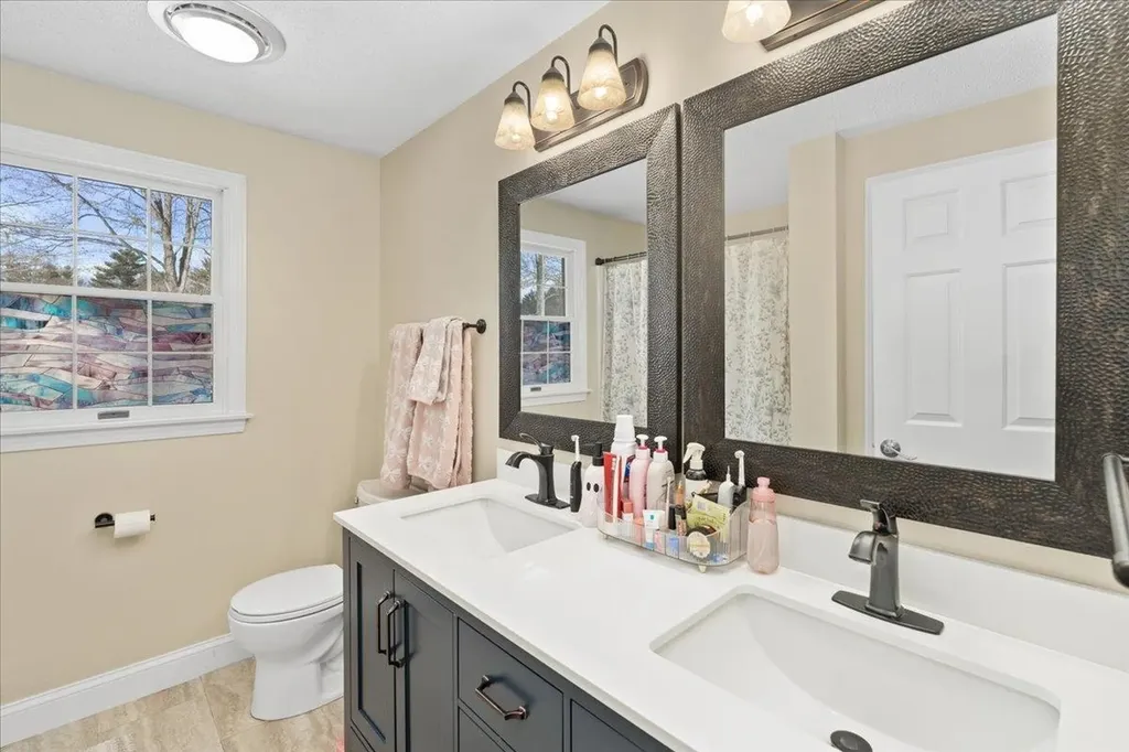 605 Wallis Road Rye NH 03870