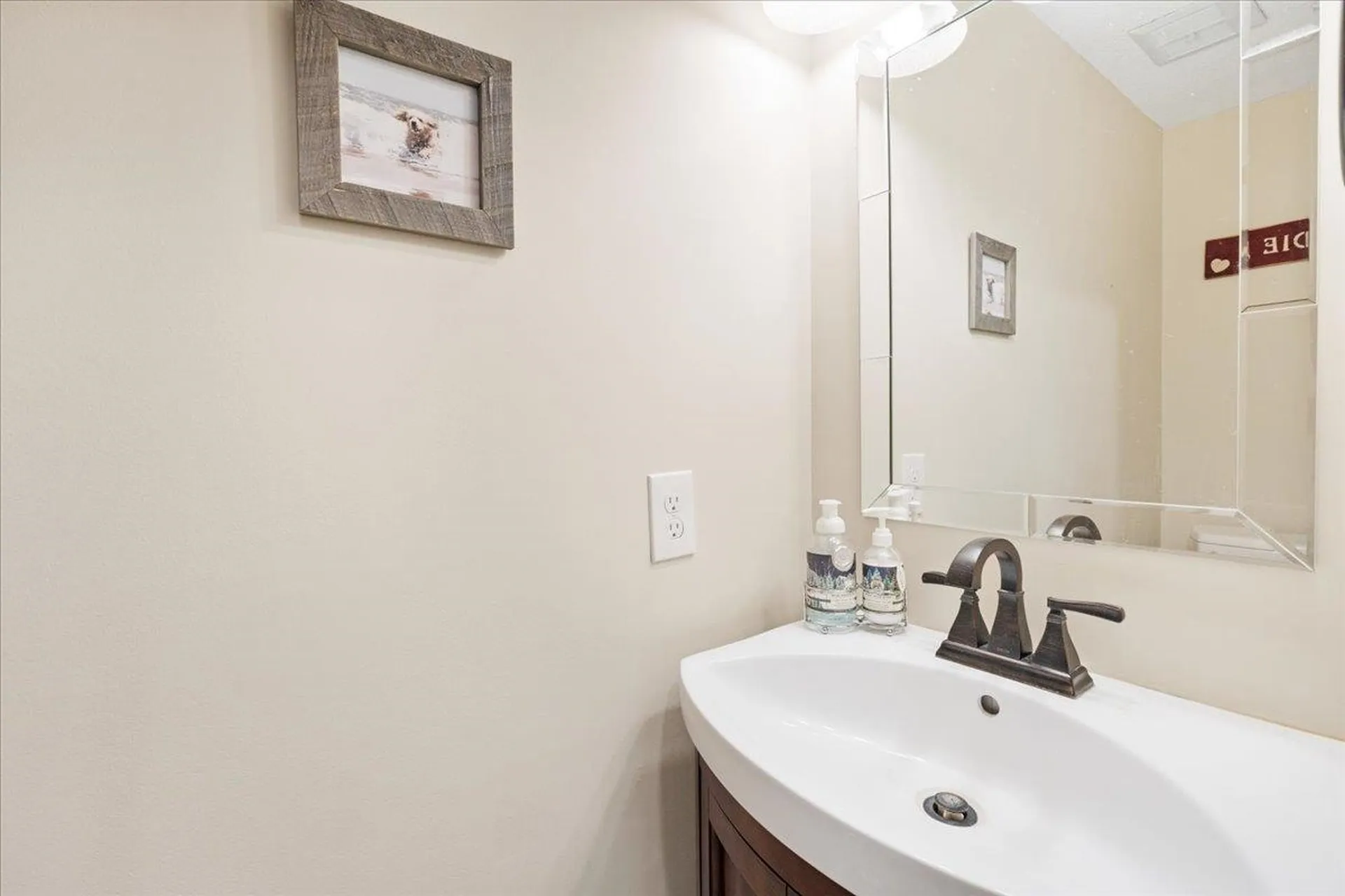 605 Wallis Road Rye NH 03870