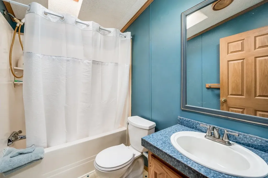 20 Seneca Street Rochester NH 03867