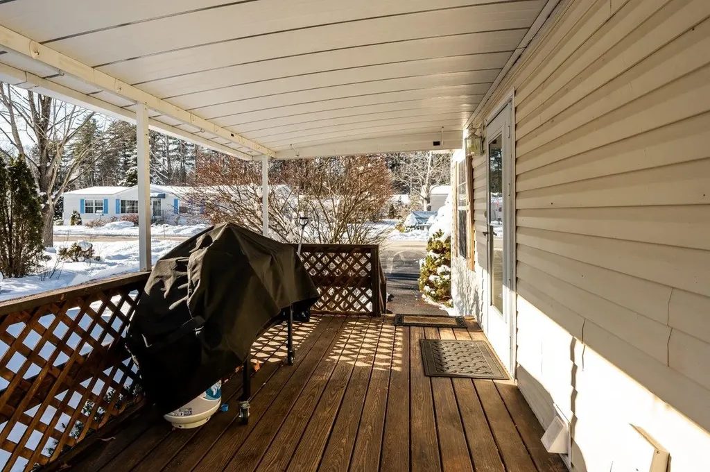 20 Seneca Street Rochester NH 03867