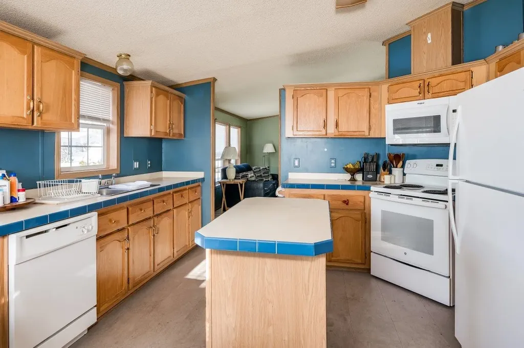 20 Seneca Street Rochester NH 03867