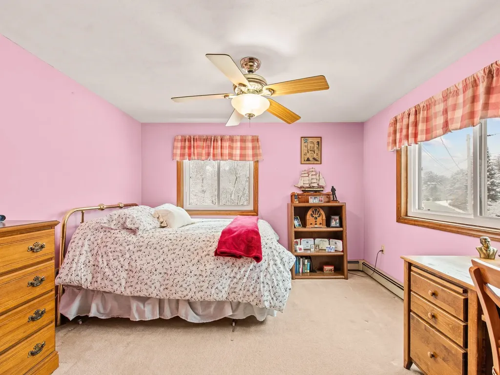 4 Mcquade Brook Road Bedford NH 03110