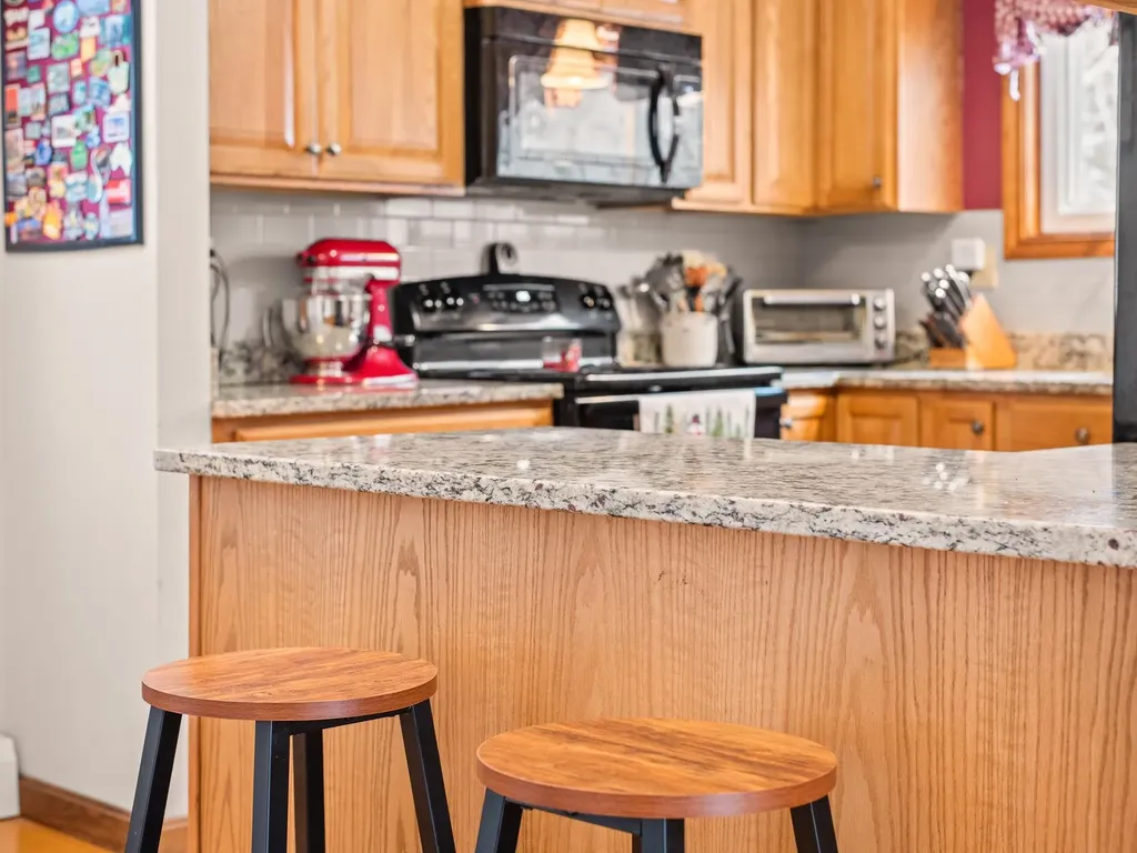 4 Mcquade Brook Road Bedford NH 03110