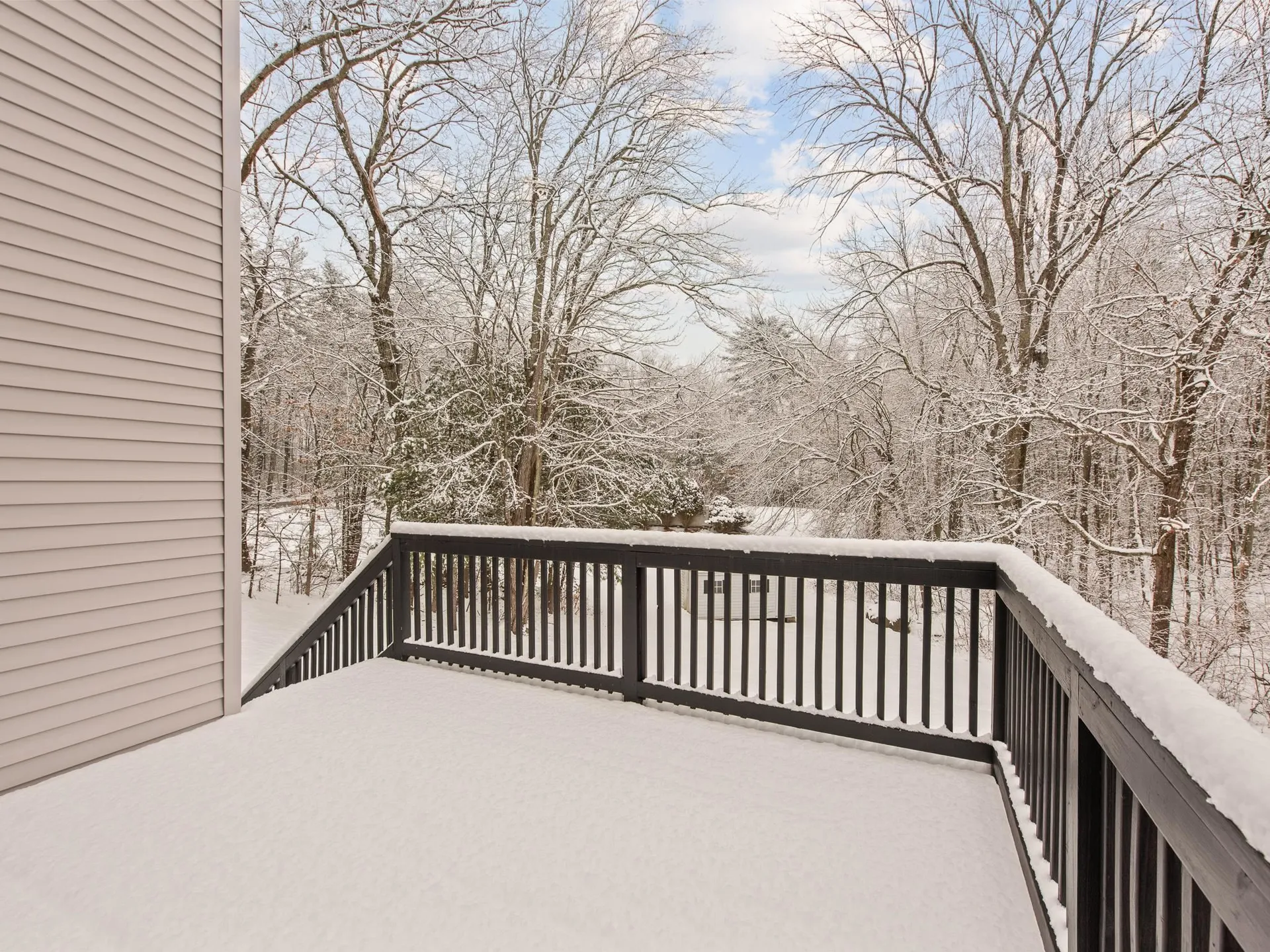 4 Mcquade Brook Road Bedford NH 03110