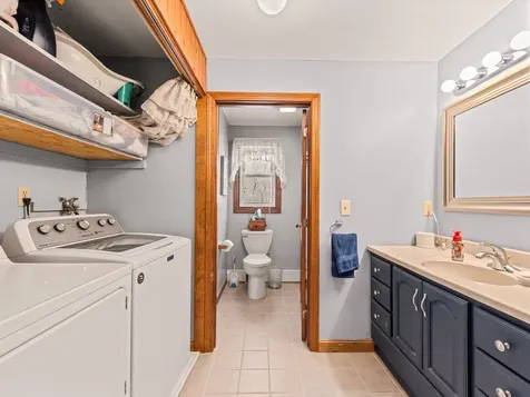 4 Mcquade Brook Road Bedford NH 03110