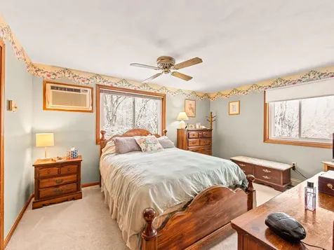 4 Mcquade Brook Road Bedford NH 03110