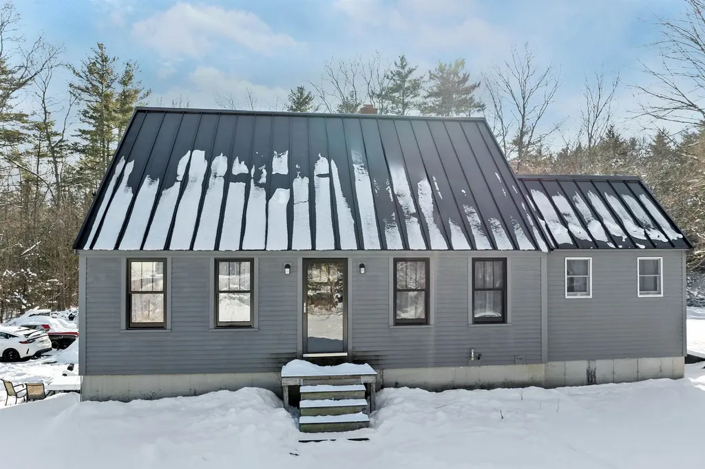 187 Grant Road Newmarket NH 03857
