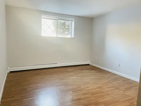 2 Silvestri Circle Derry NH 03038