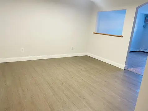 2 Silvestri Circle Derry NH 03038