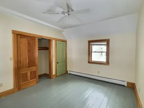 24 Greenhouse Lane Bradford NH 03221