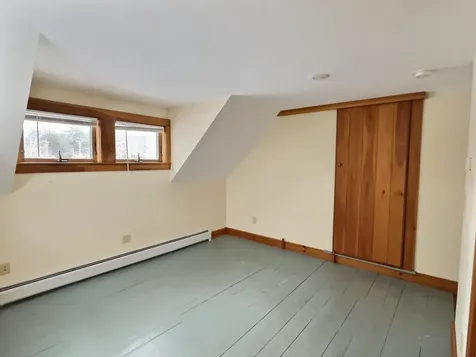 24 Greenhouse Lane Bradford NH 03221