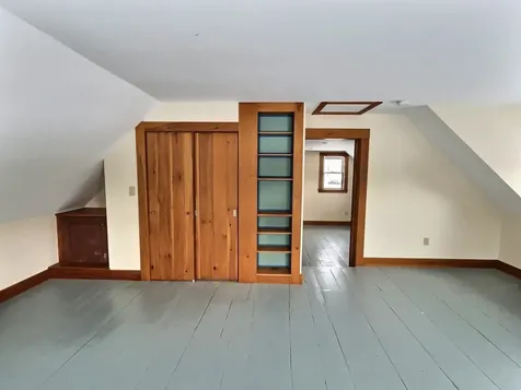 24 Greenhouse Lane Bradford NH 03221