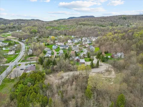 108 Thorn Bush Road Hinesburg VT 05461