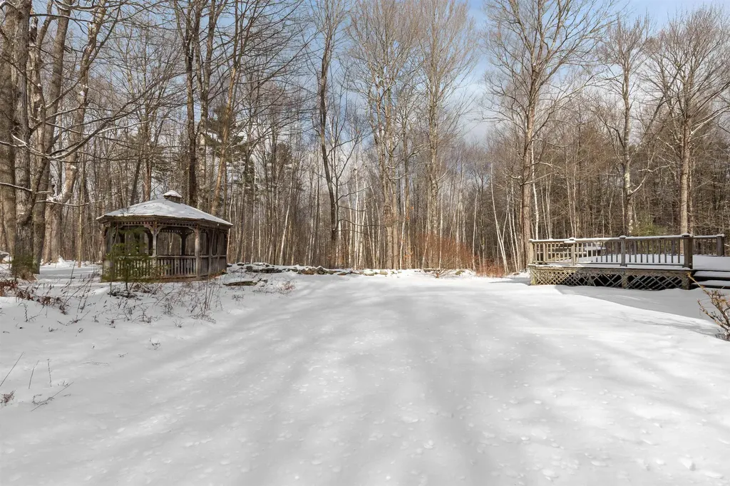 151 Morningside Drive Weathersfield VT 05156