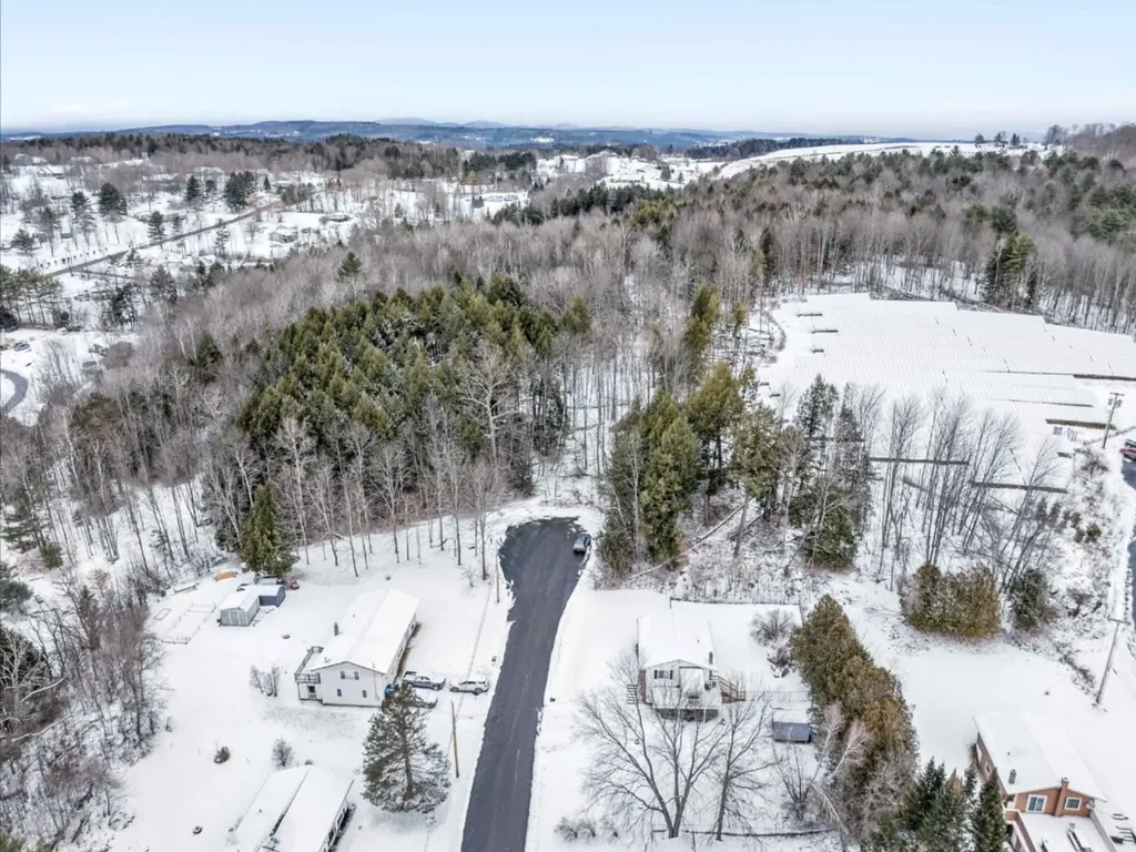 33 Cano Drive Barre Town VT 05641