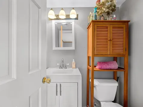 33 Cano Drive Barre Town VT 05641