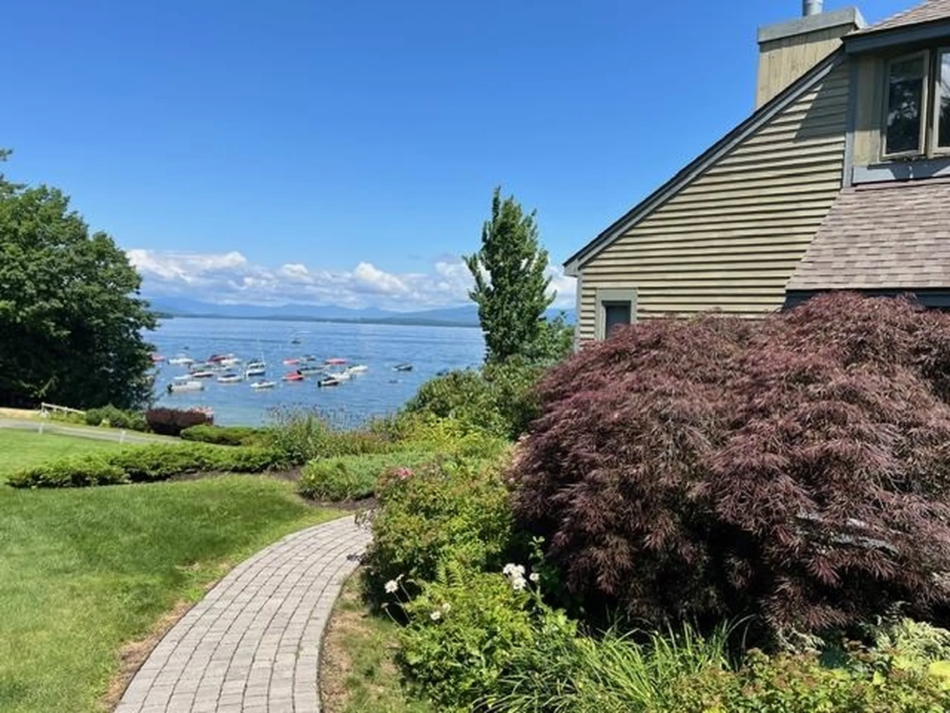 2696 Lake Shore Road Gilford NH 03249