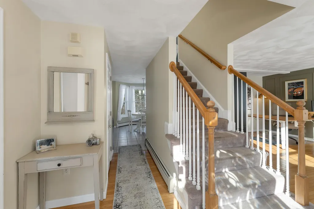 1 Treaty Court Sandown NH 03873