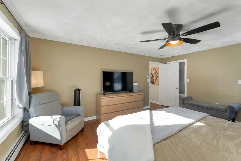 1 Treaty Court Sandown NH 03873