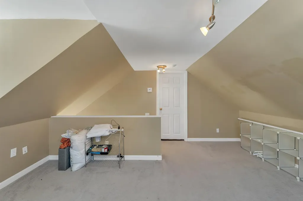 1 Treaty Court Sandown NH 03873