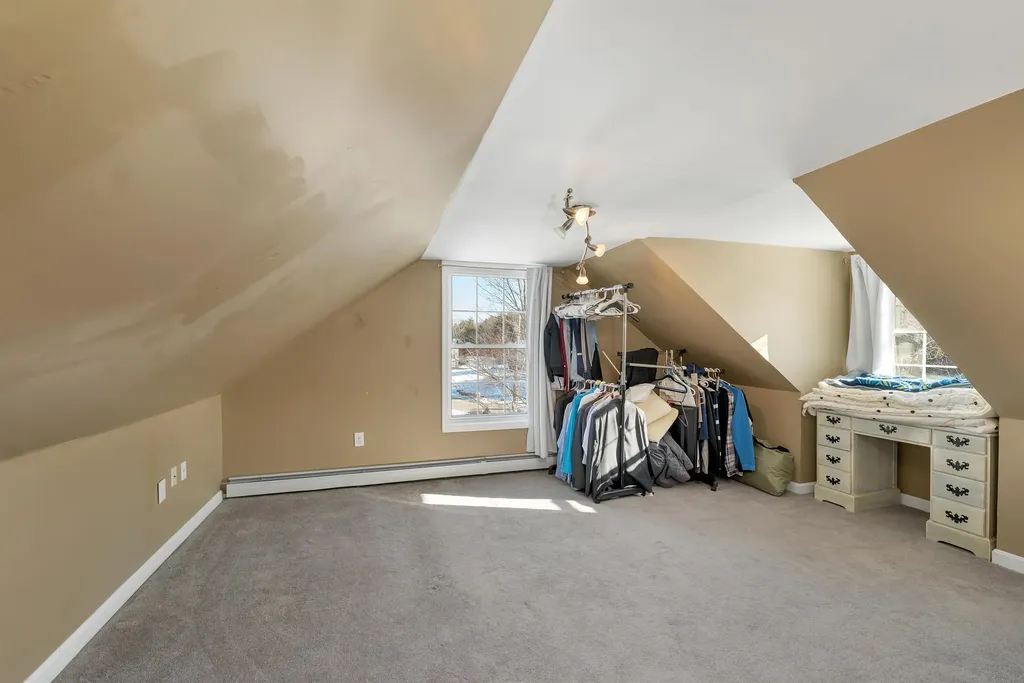 1 Treaty Court Sandown NH 03873