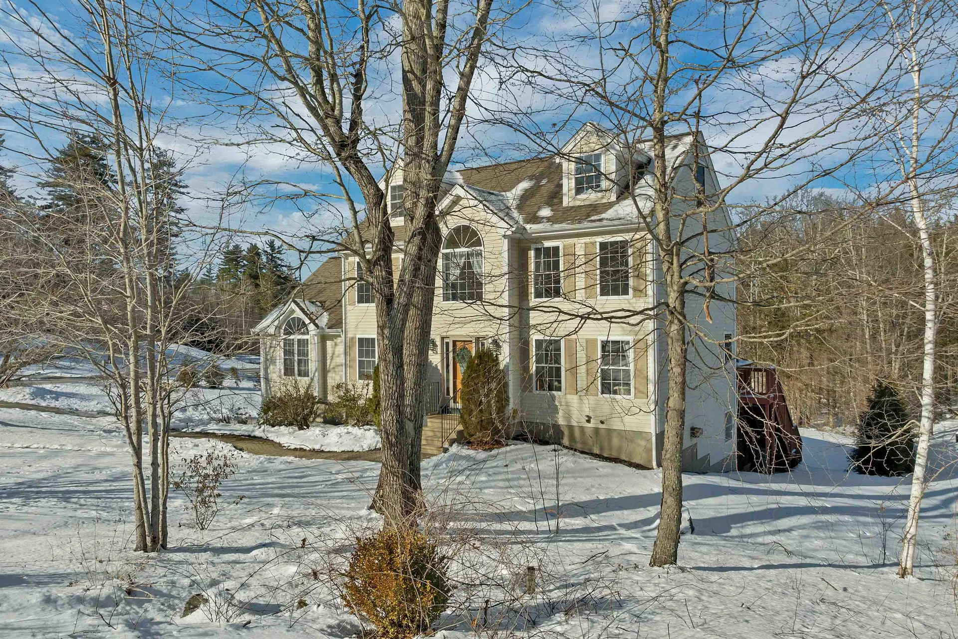 1 Treaty Court Sandown NH 03873