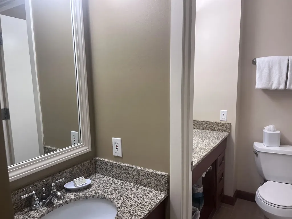 208/210 Qtr2 89 Grand Summit Way Dover VT 05356