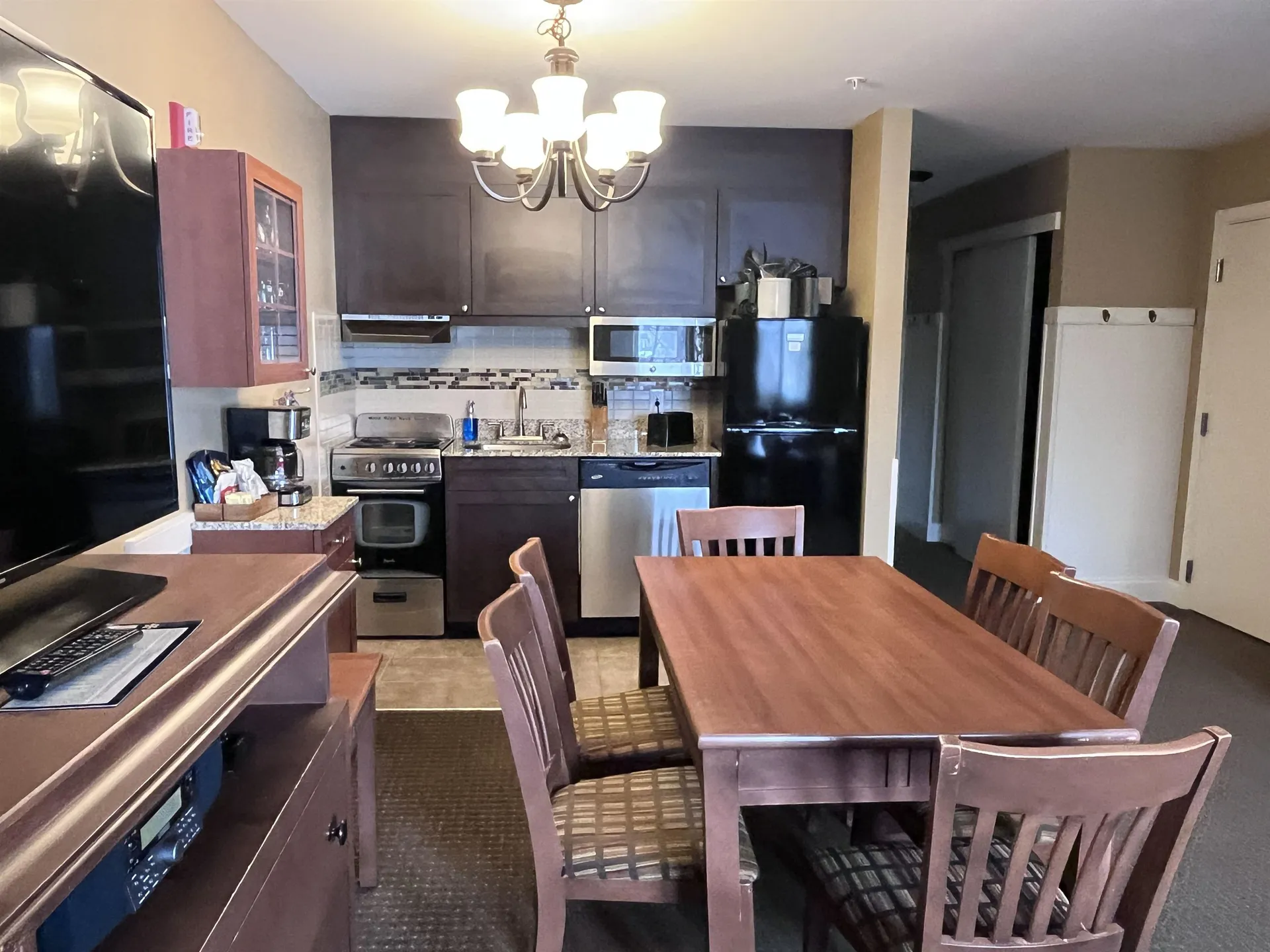 208/210 Qtr2 89 Grand Summit Way Dover VT 05356